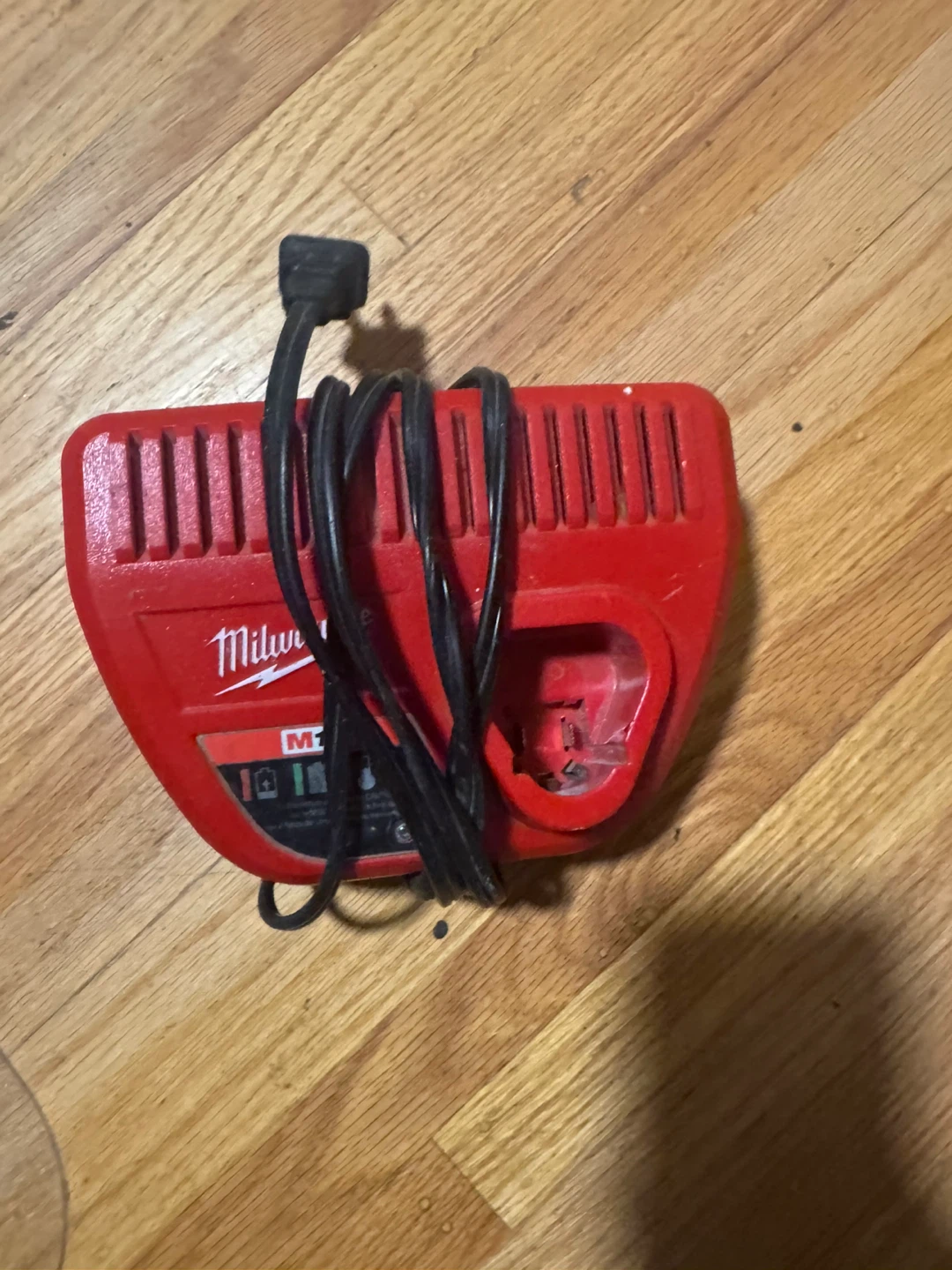 Milwaukee M12 Battery Charger