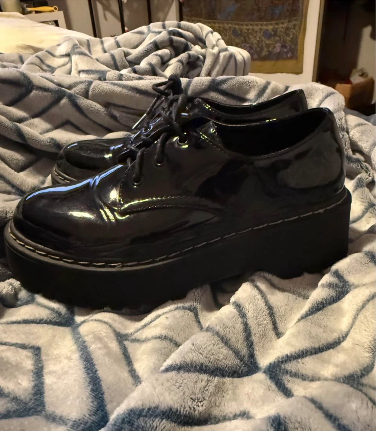 Steve Madden Black Patent Platform Shoes size 38 - photo 2