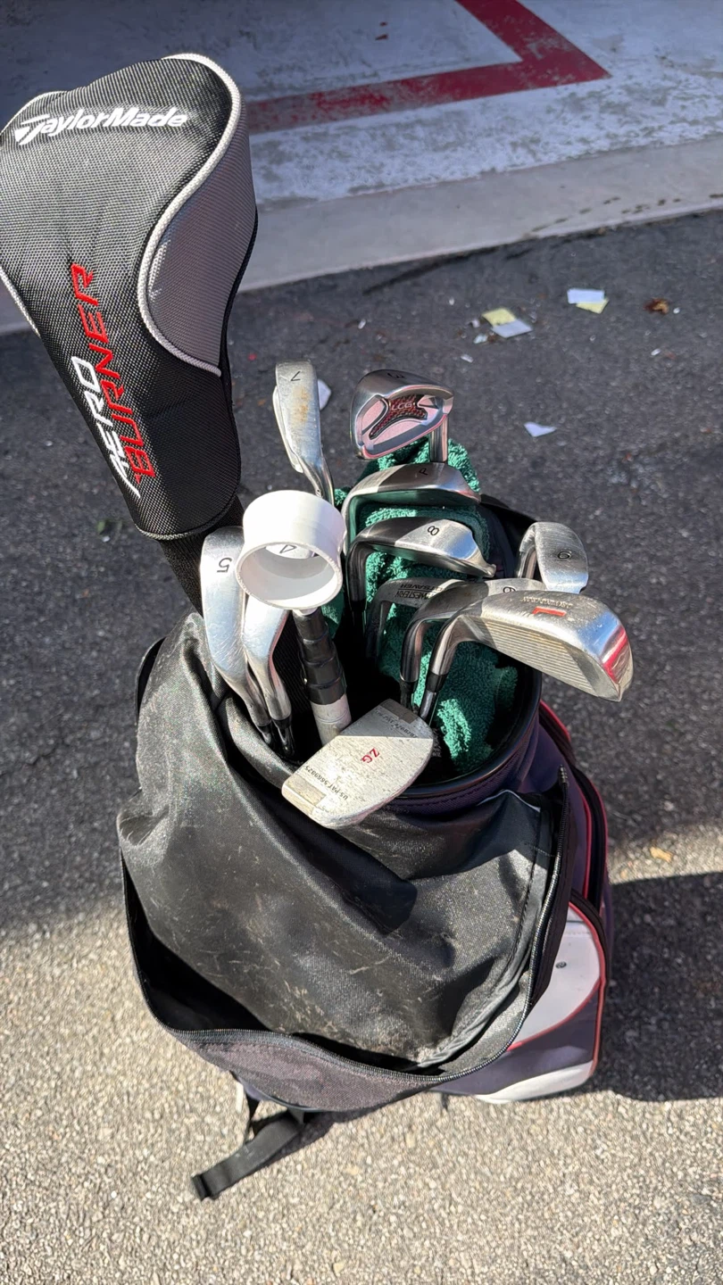 Ben Hogan Golf Bag with Clubs