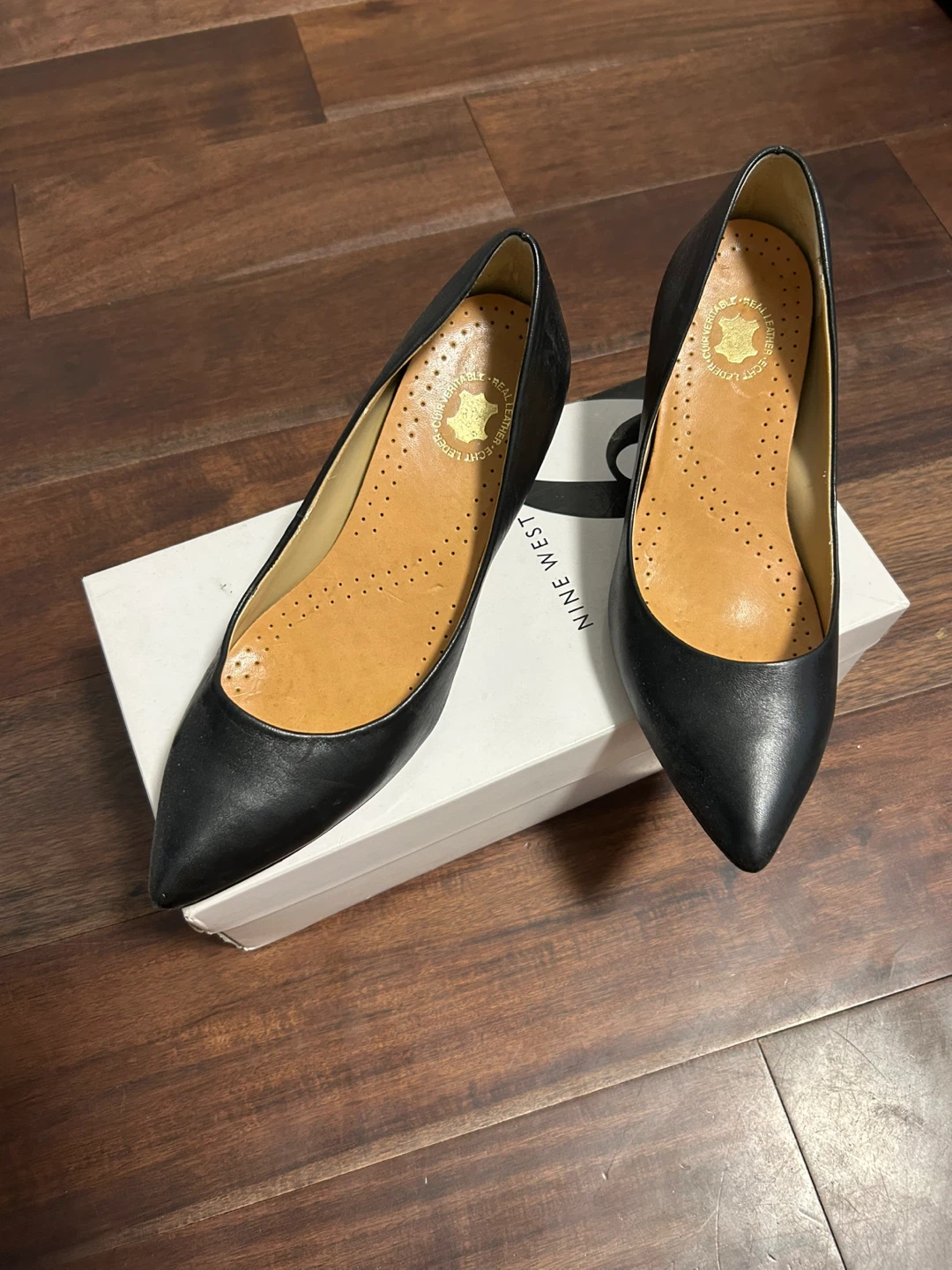 Nine West Black Kitten Heels Size 5.5 - photo 2