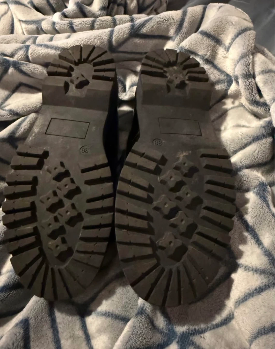 Steve Madden Black Patent Platform Shoes size 38 - photo 3