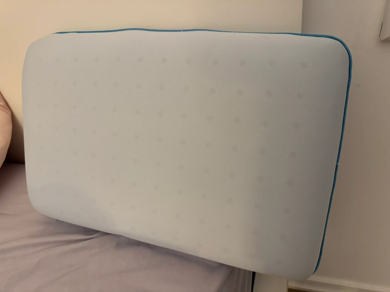 Tailand Memory Foam Pillow(new)