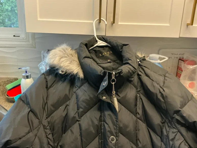 Ladies winter coat  Laura’s plus 3X