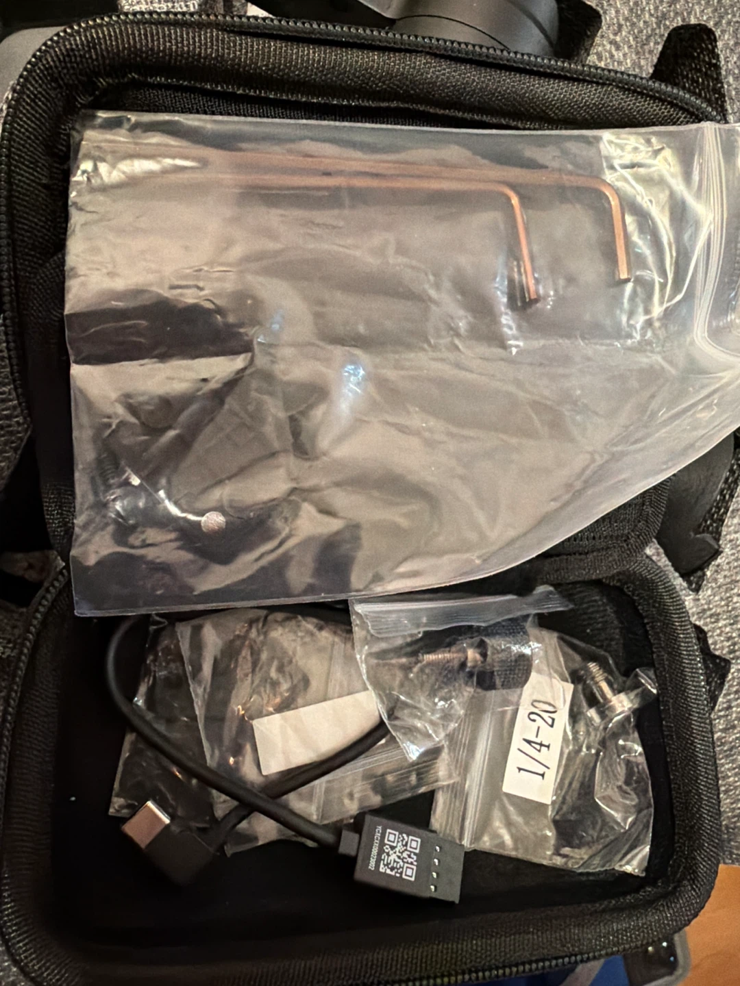 DJI Ronin-S Camera Gimbal with Carrying Case - photo 3