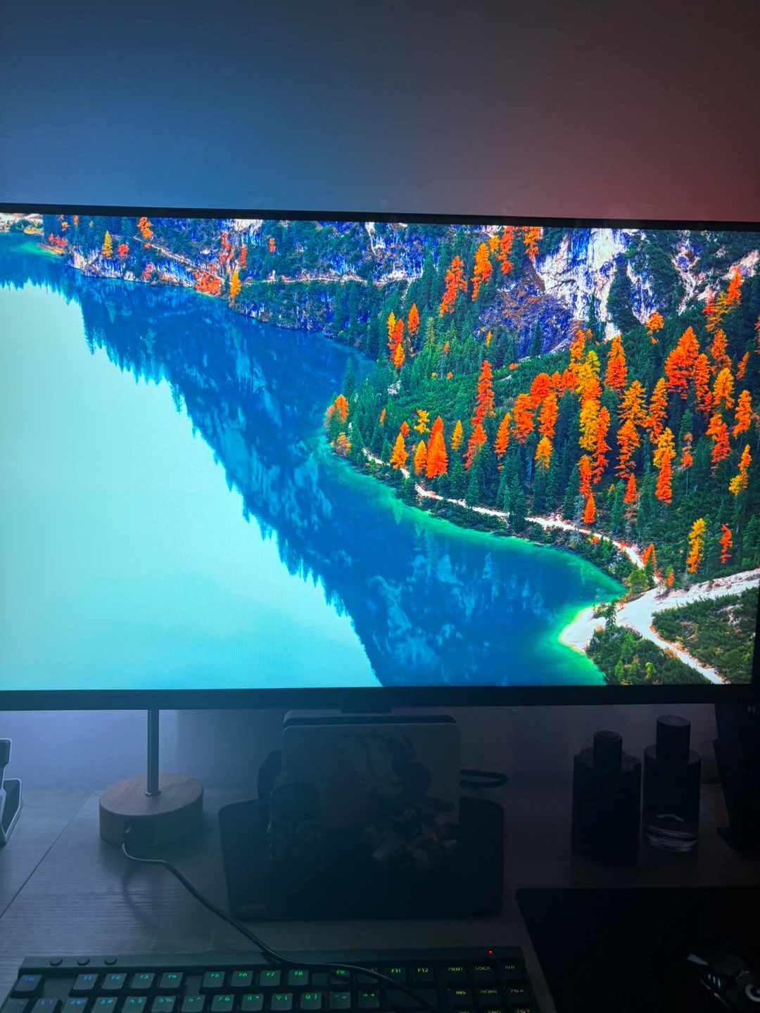 Samsung Odyssey 32” 180Hz Gaming Monitor — Excellent Condition - photo 3