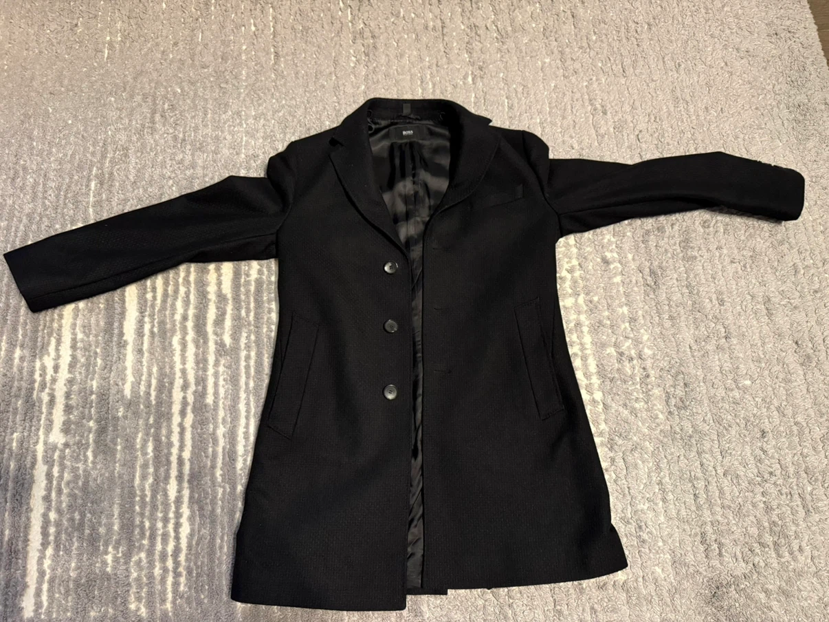 Hugo Boss Men's Black Coat with Removable Liner