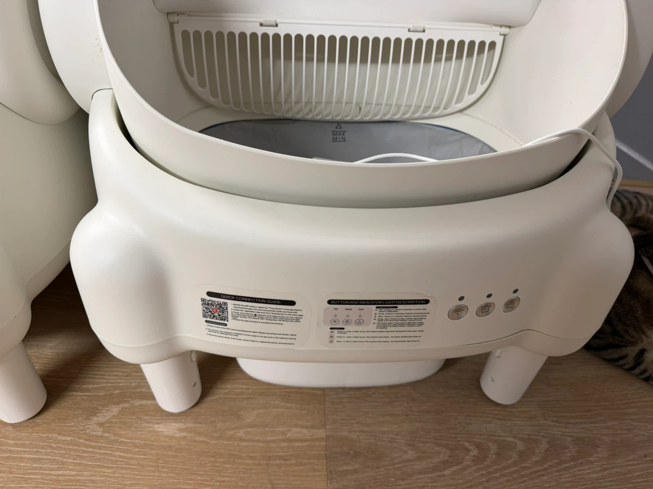 Self Cleaning Litter Robot - photo 2
