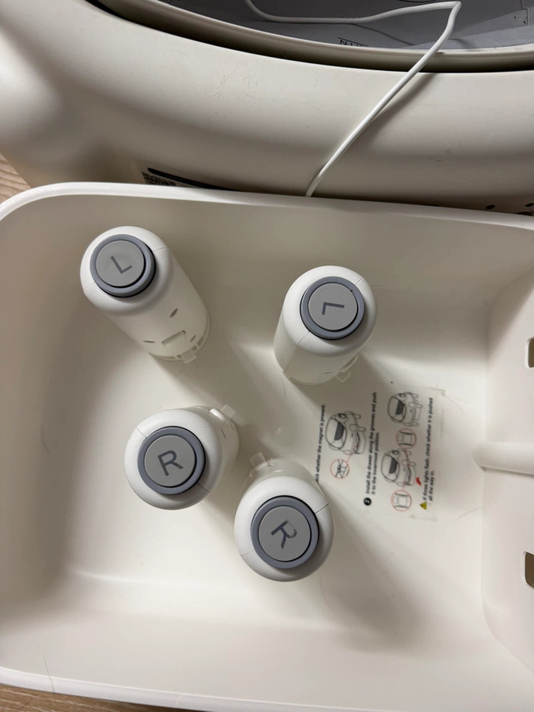 Self Cleaning Litter Robot - photo 4