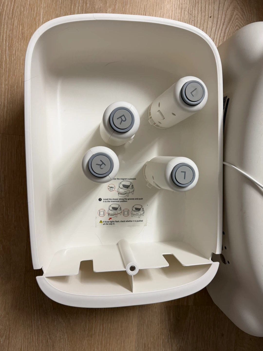 Self Cleaning Litter Robot - photo 5
