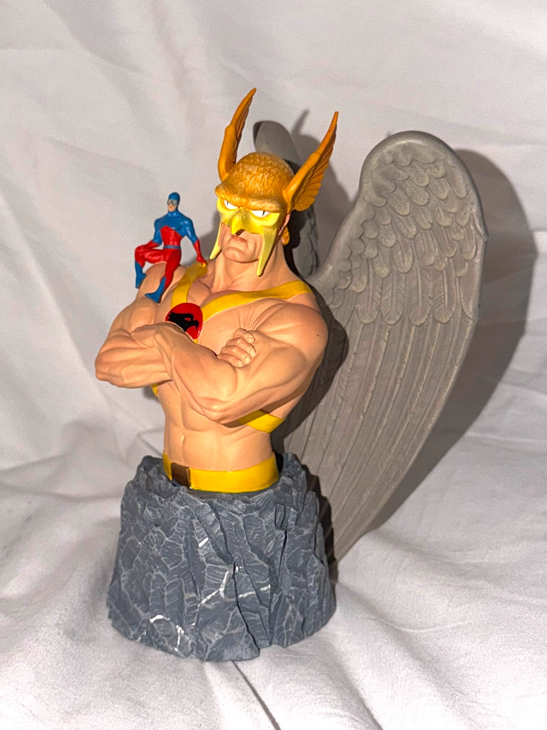 DC Comics Justice League Hawkman Limited Edition Mini Bust - photo 2