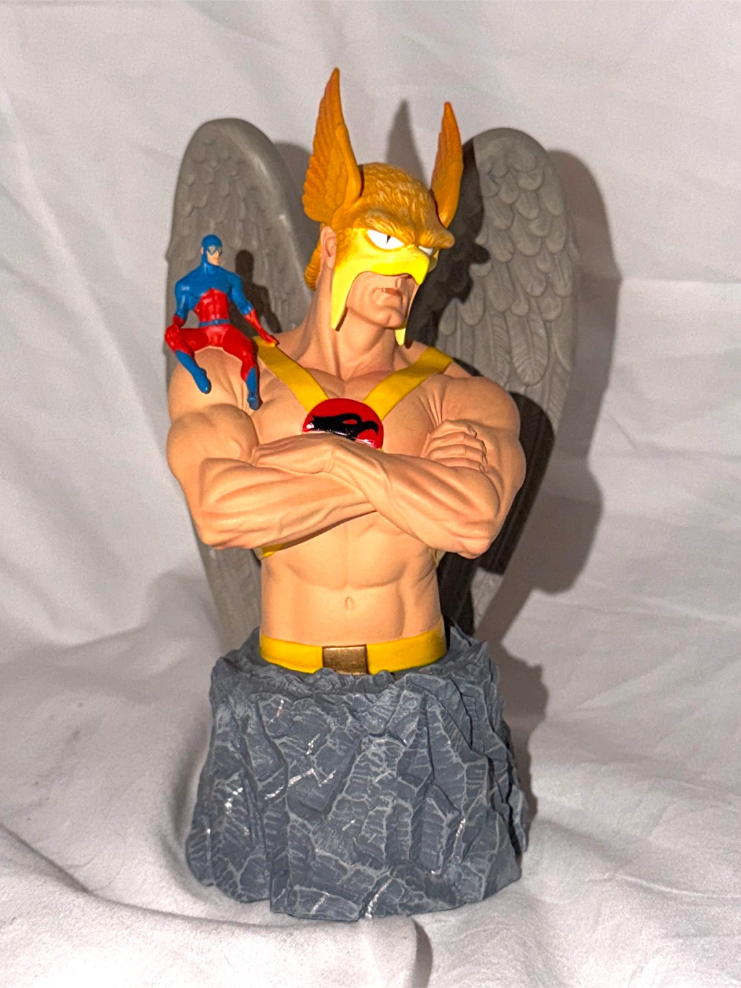 DC Comics Justice League Hawkman Limited Edition Mini Bust - photo 3