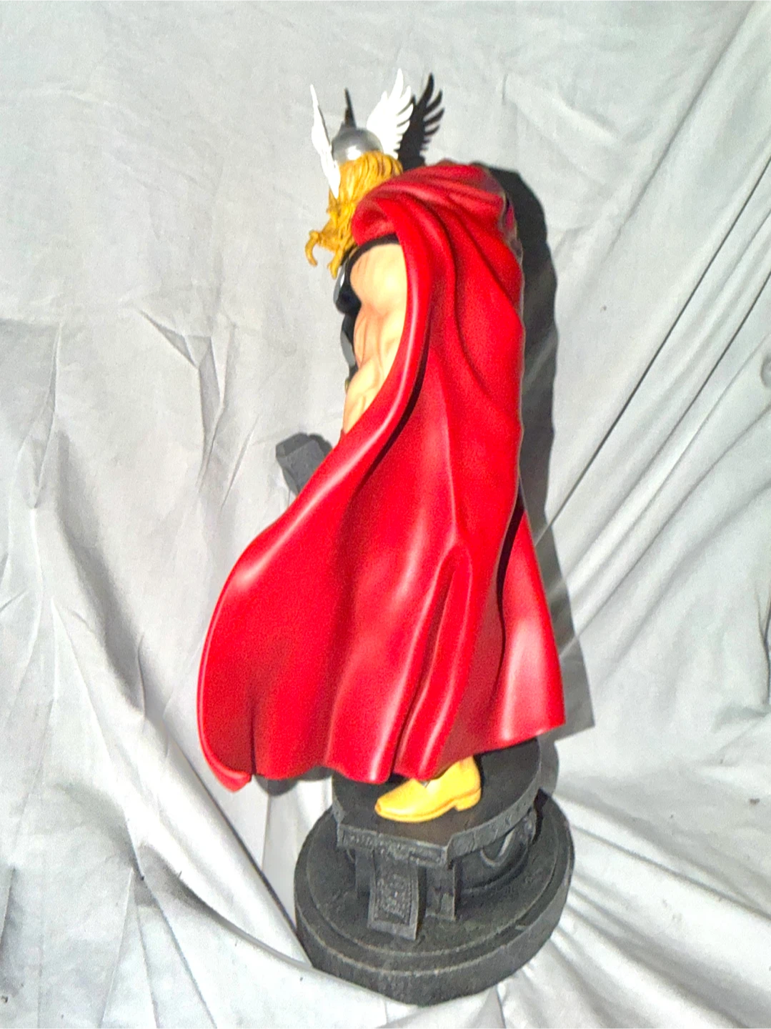 Bowen Designs The Mighty Thor Painted Statue - photo 5