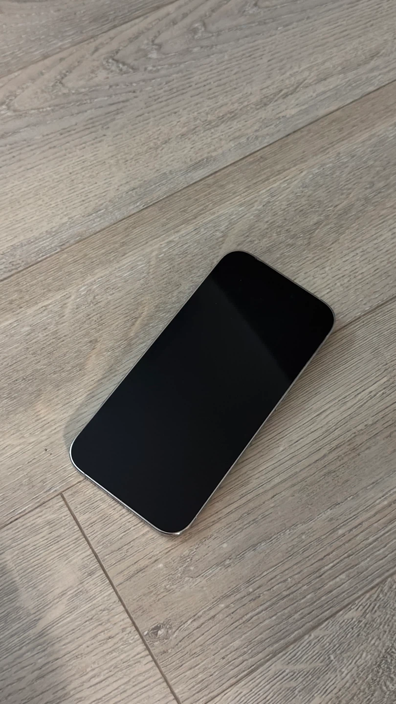 iPhone 14 Pro 128GB Silver – Unlocked