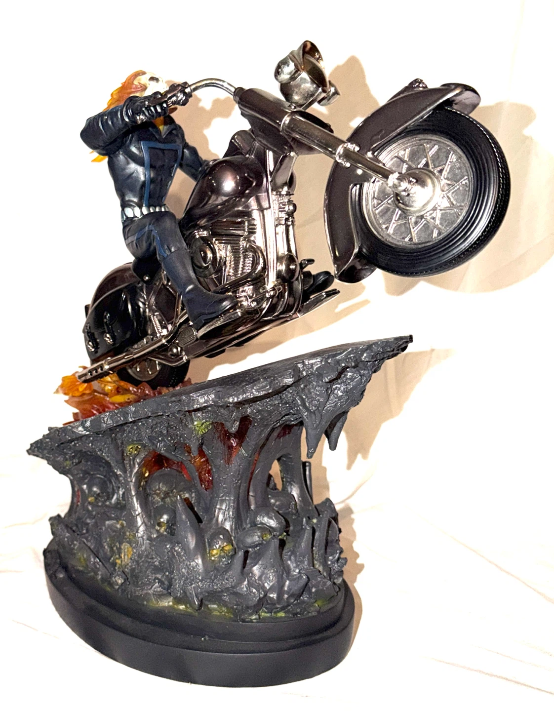 Bowen Designs Marvel Ghost Rider Chrome Variant Statue - photo 4