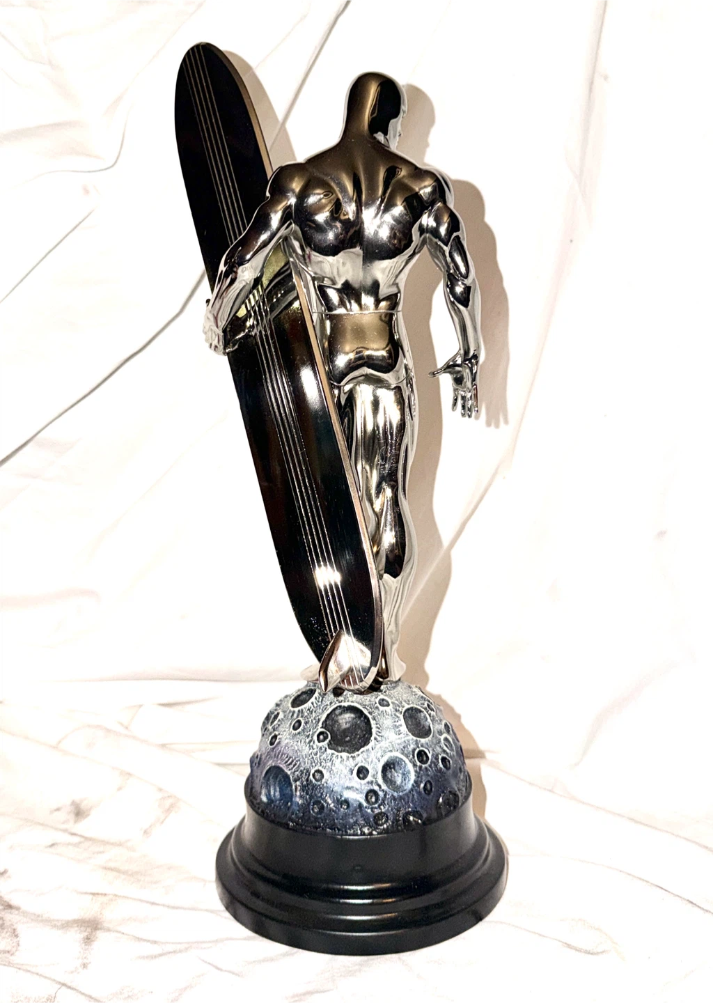 Bowen Designs Silver Surfer Super Chrome Statue - photo 4