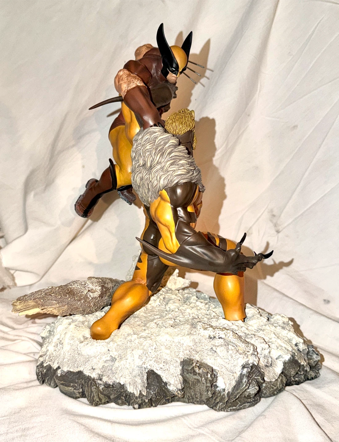Sideshow Marvel X-Men Wolverine vs Sabretooh Diorama - photo 3