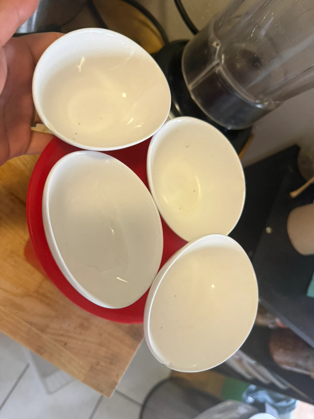 Set of 4 Small White Ceramic Bowls - photo 2
