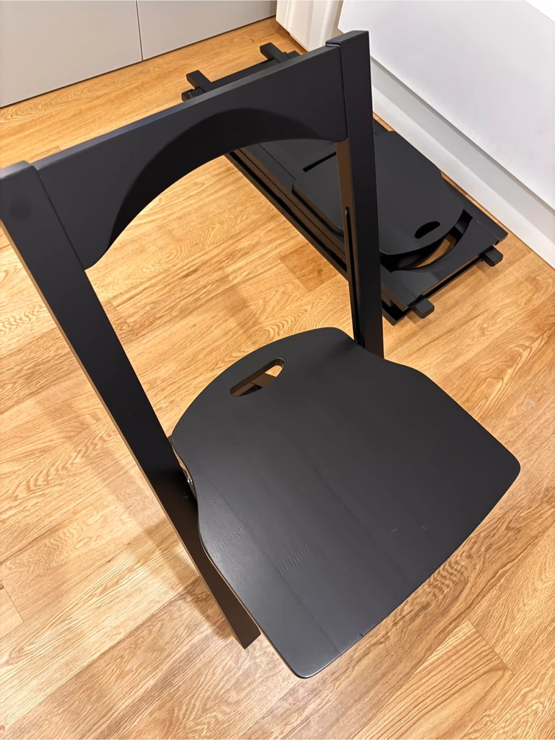 Sturdy Folding Chairs — Set of 4 - photo 2