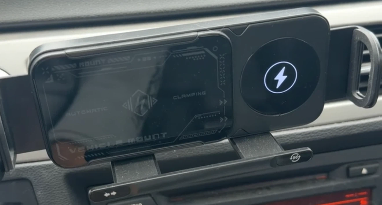 Automatic Magsafe Car Phone Mount