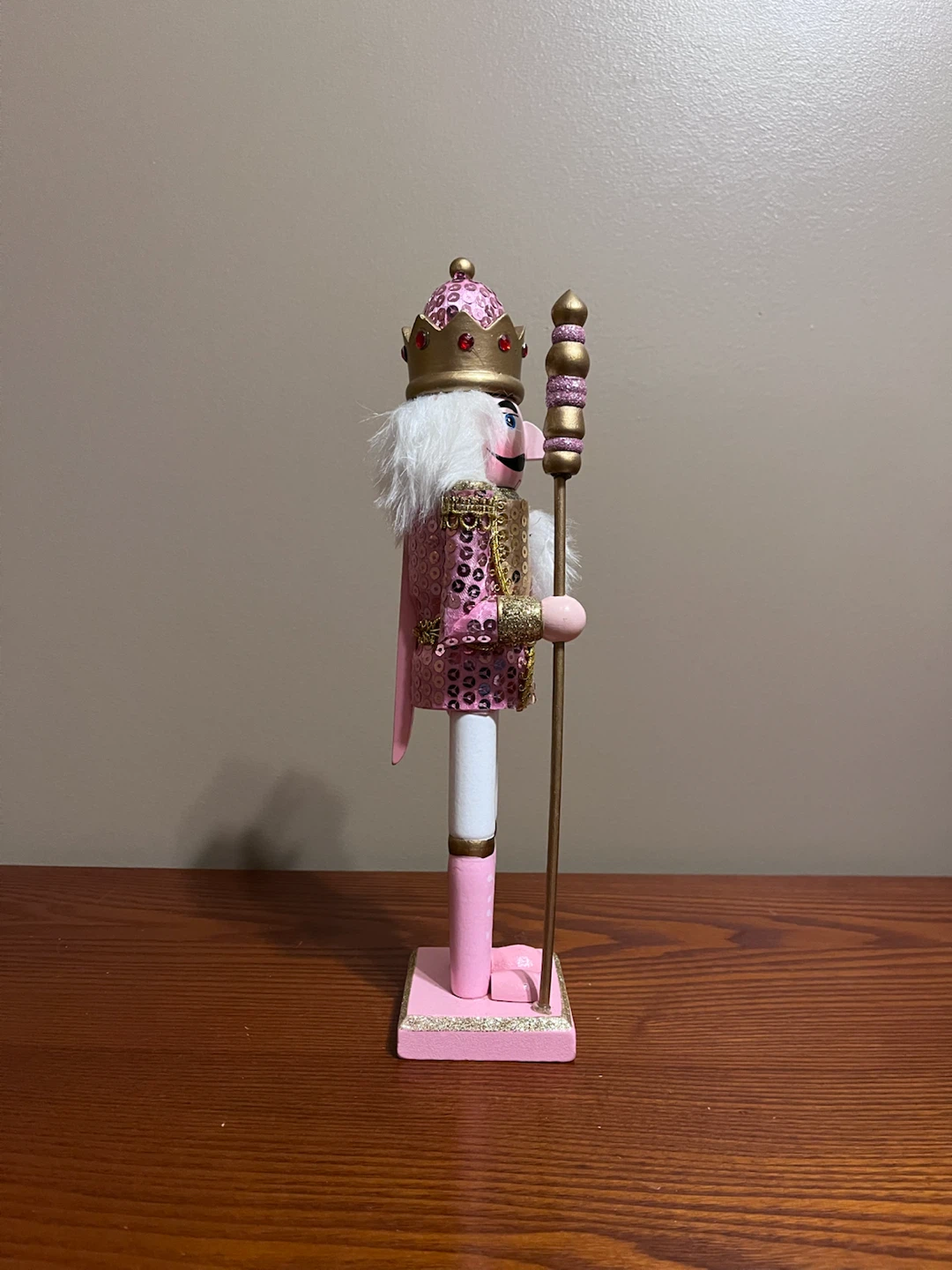 PINK/GOLD SEQUENCE WOODEN NUTCRACKER - photo 4