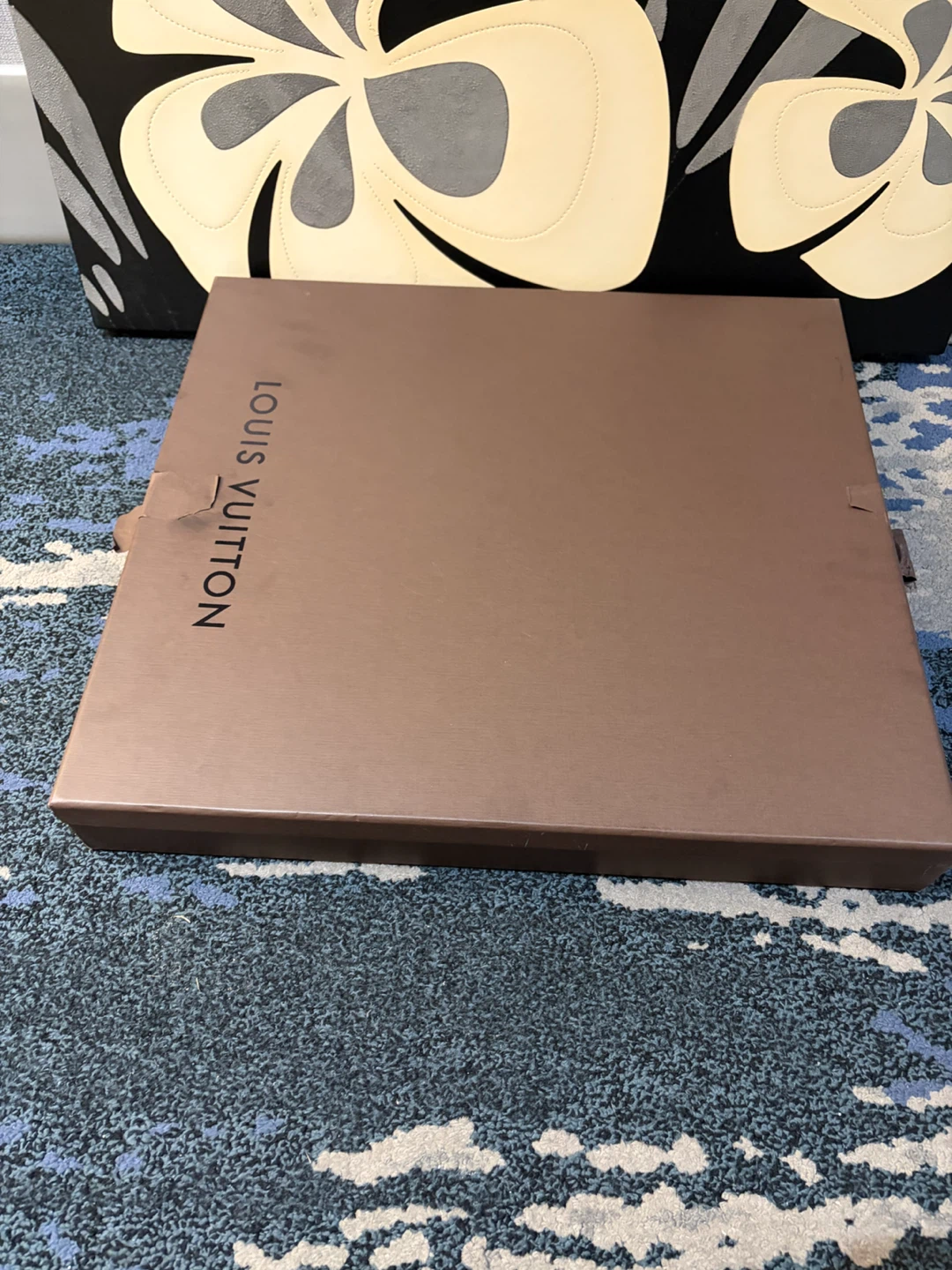 Authentic Louis Vuitton Box - photo 3
