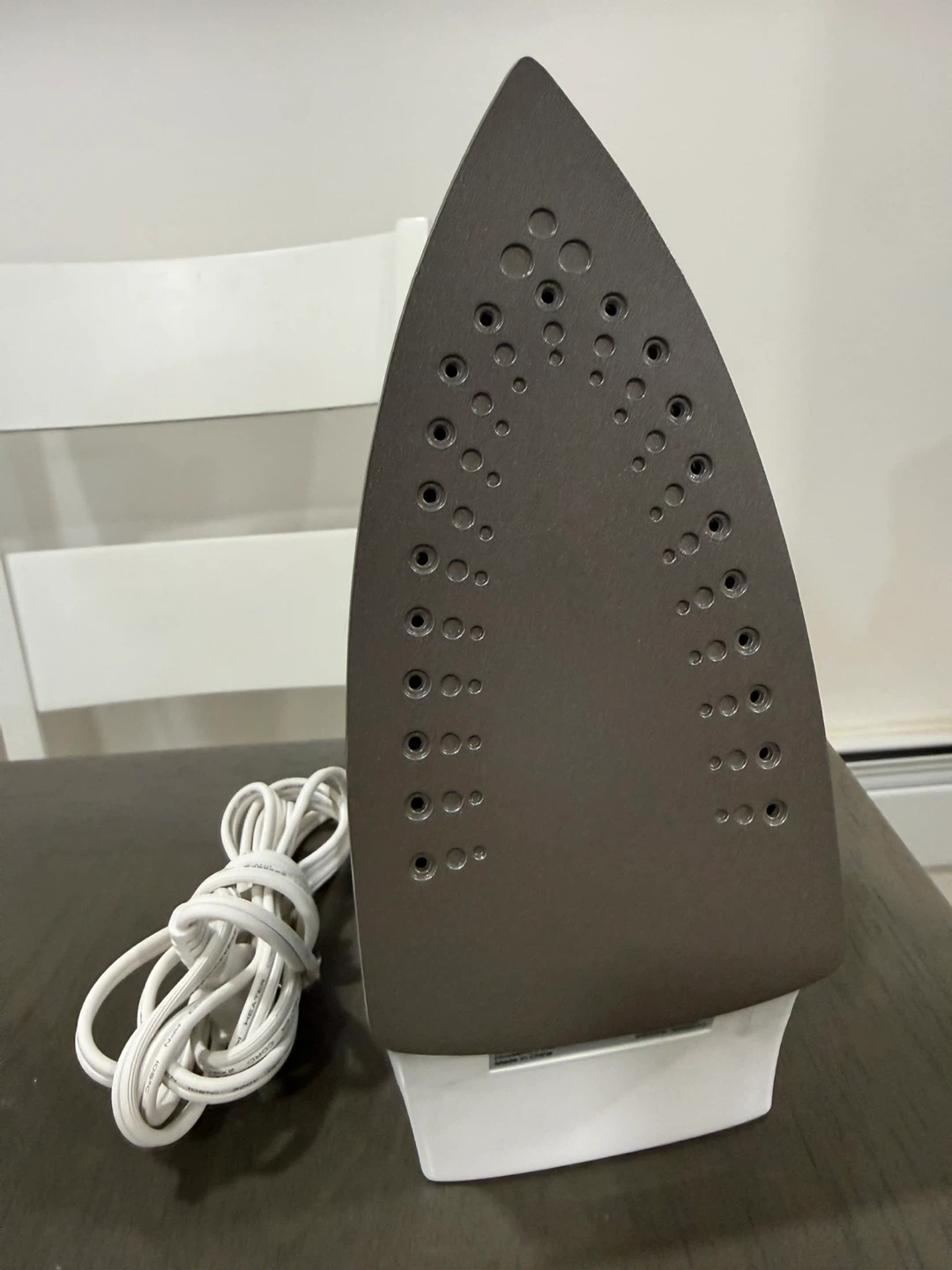 Black + Decker Steam Iron - photo 3