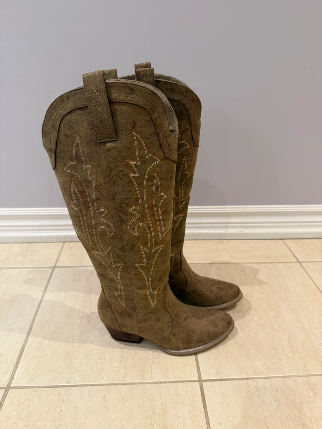 Tan Western Cowgirl Boots
