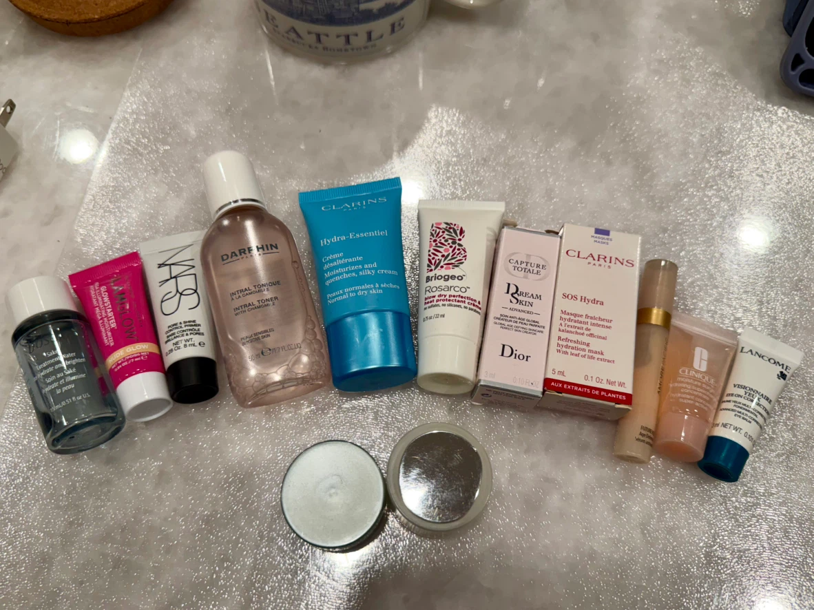 Assorted Luxury Skincare Sample Bundle - photo 2