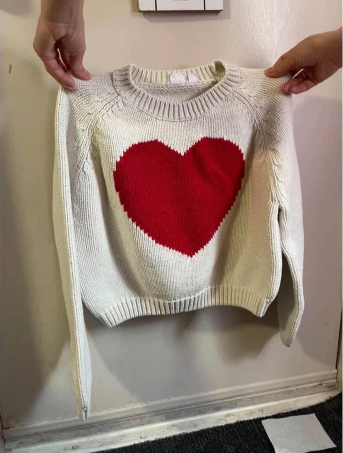 Gap Kids Heart Knit Sweater - photo 2