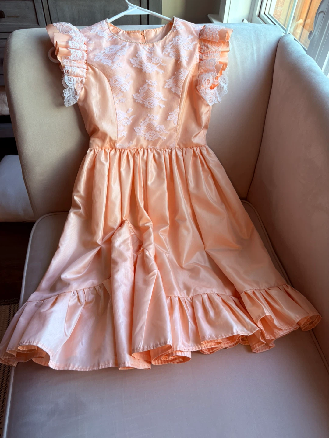 Girls size 6-7 Peach Lace Detail Party Dress