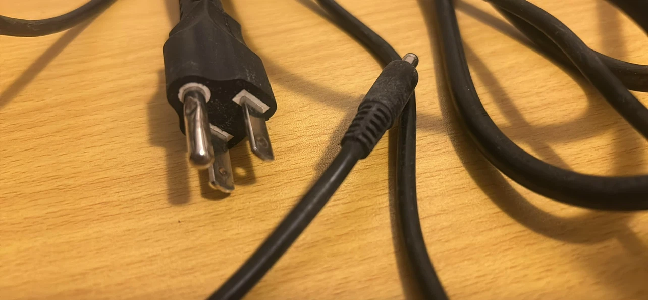 Topsync 90W Laptop Power Adapter - photo 2