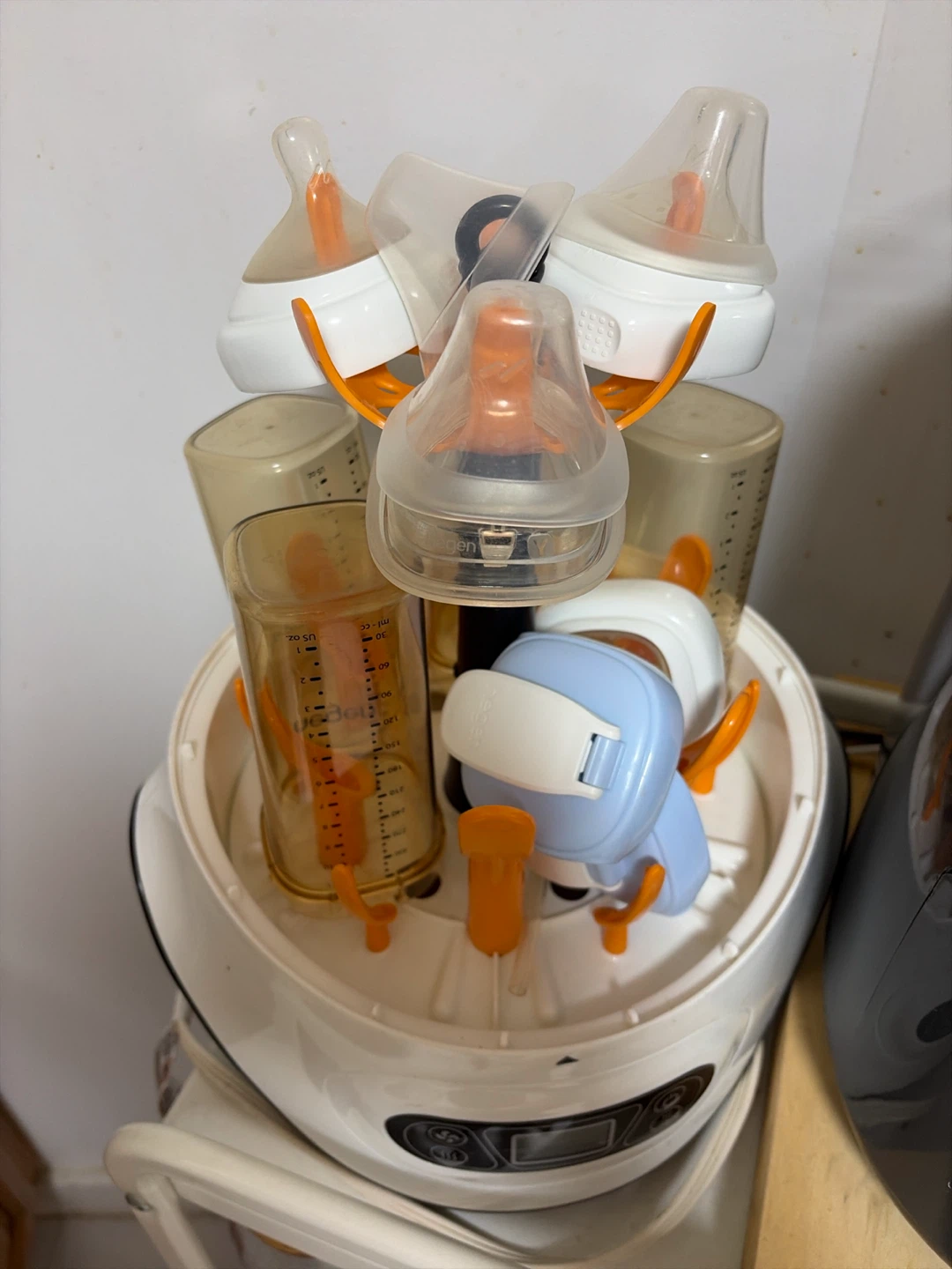 Baby Brezza Bottle Sterilizer and Dryer - photo 2