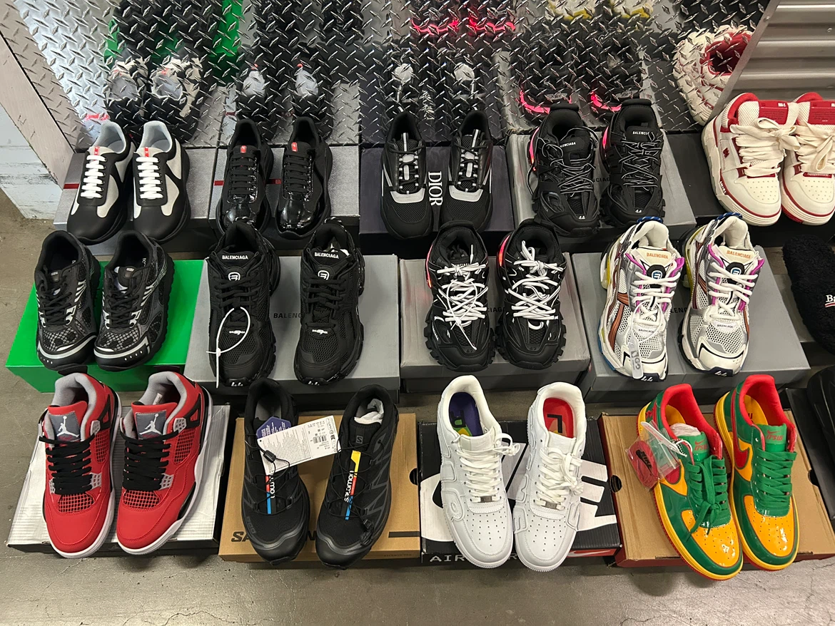 👟 WHOLE SNEAKER COLLECTION FOR SALE — PRICES NEGOTIABLE