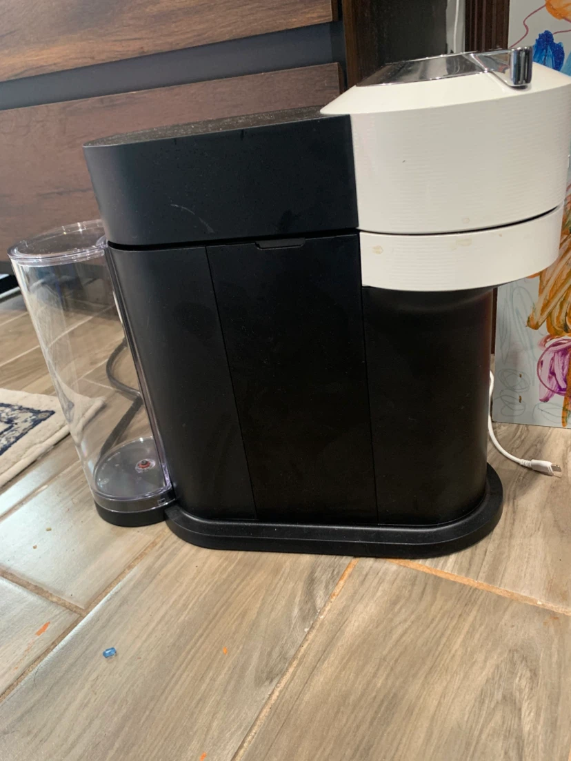 Nespresso Vertuo Next Coffee Machine
