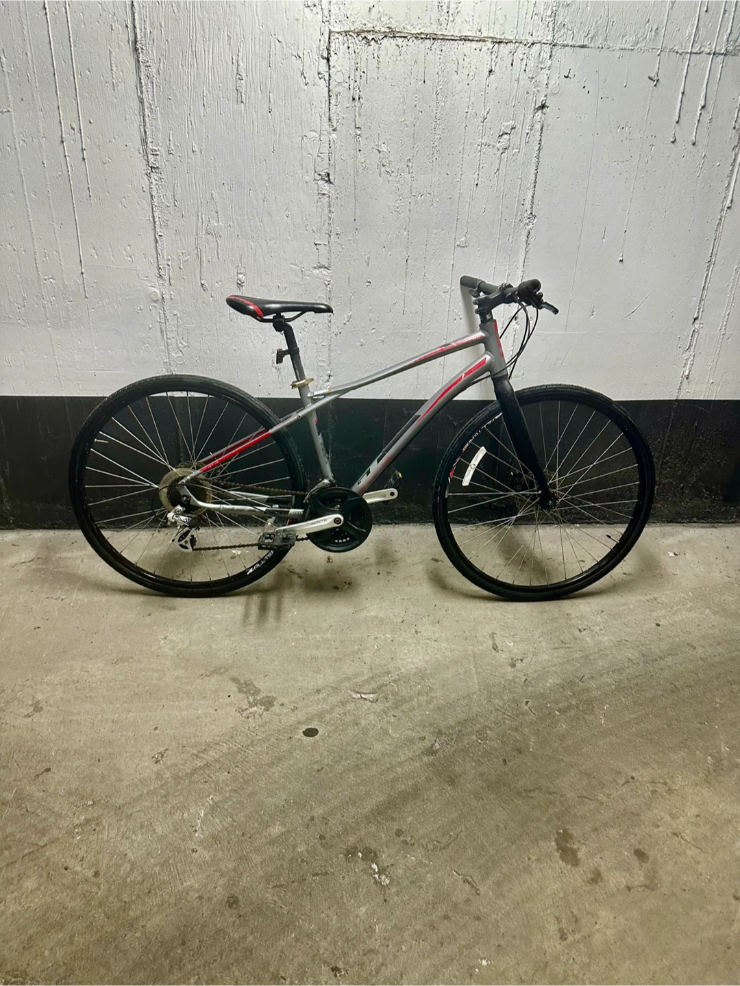 GT hybrid bike - photo 2