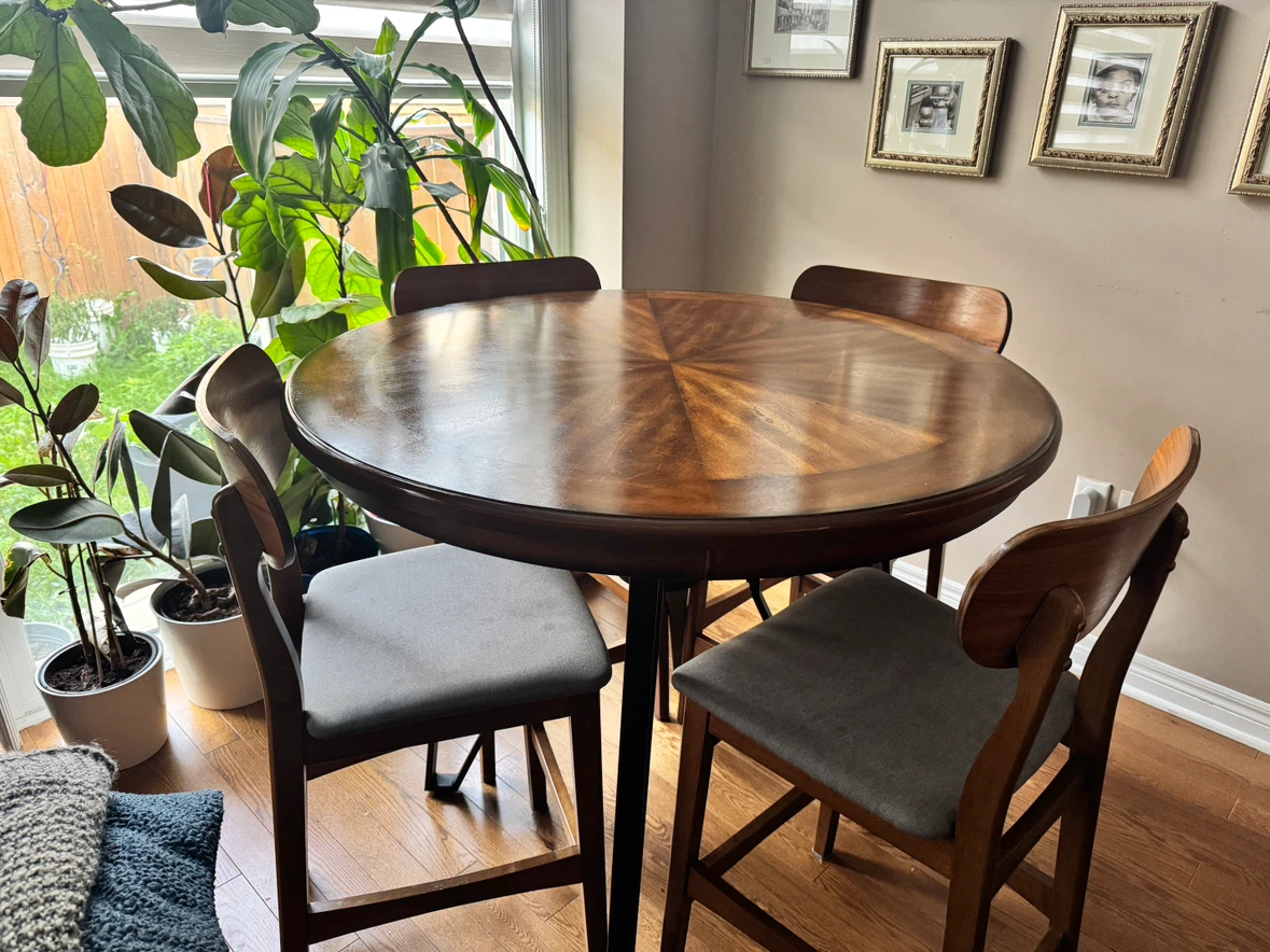 Round Wooden Dining Table and 4 Chairs