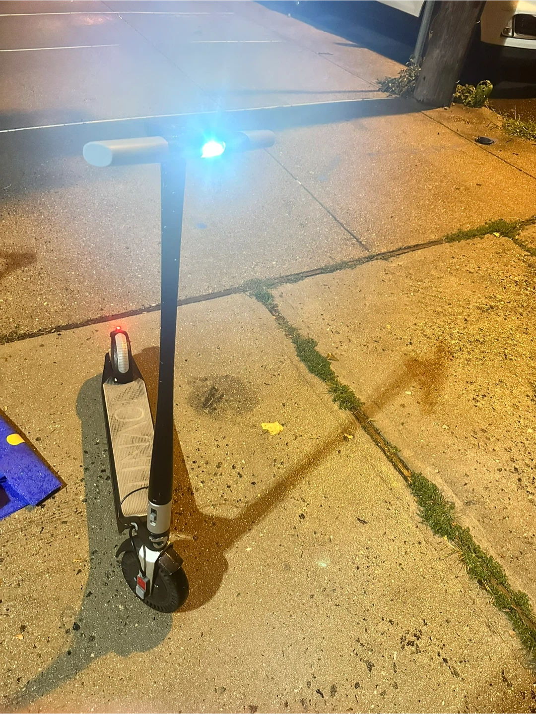Unagi Model One Voyager Electric Scooter - photo 2
