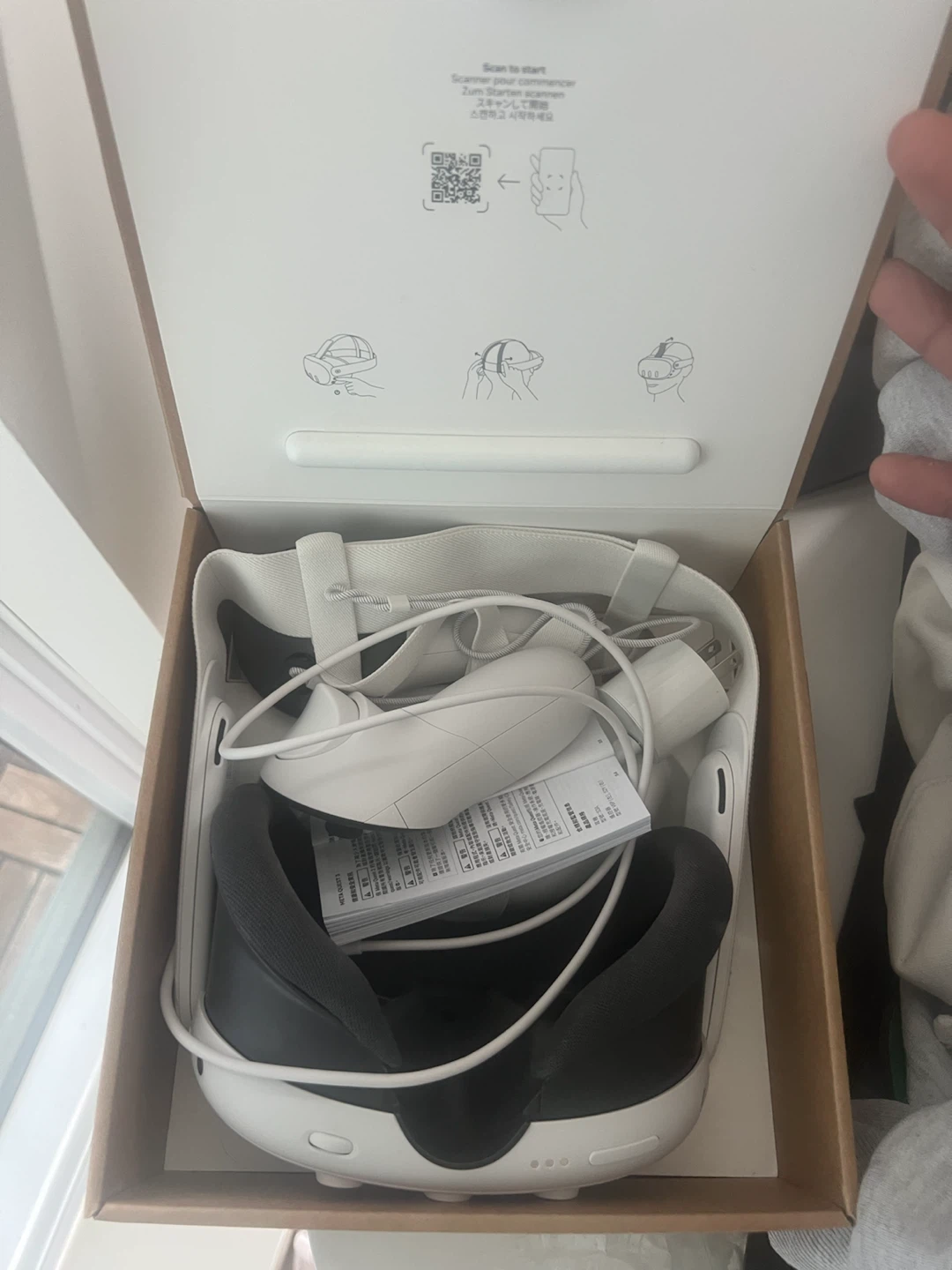 Meta Quest 3 VR Headset - photo 2