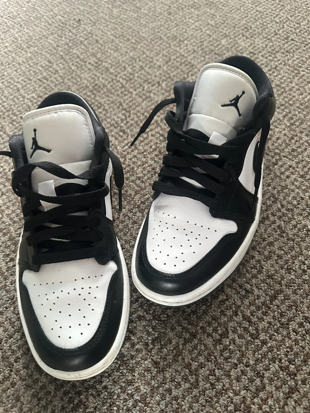 Air Jordan 1 Low Black and White