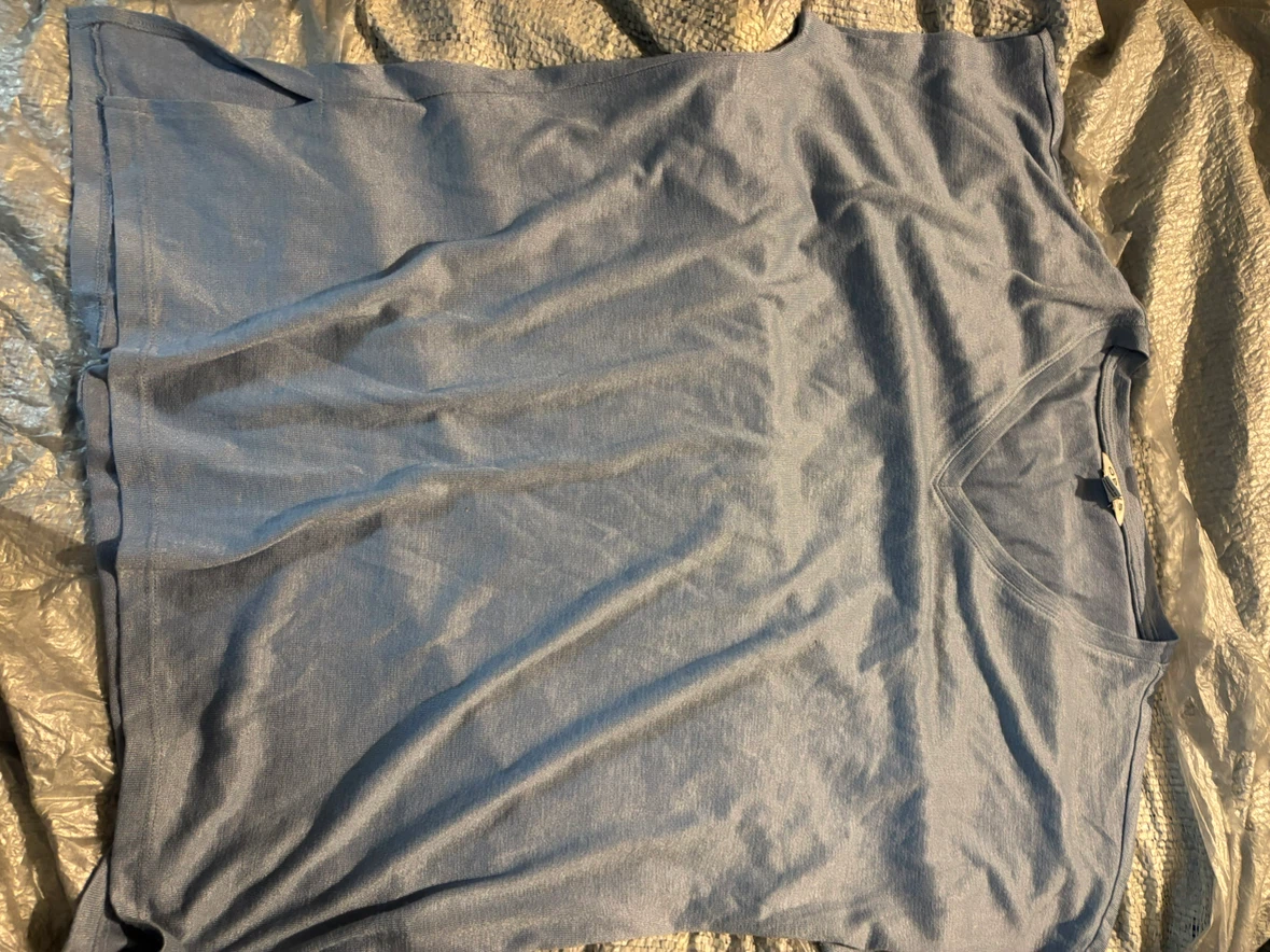 NWOT Orvis V-Neck Light Blue Sweater XL