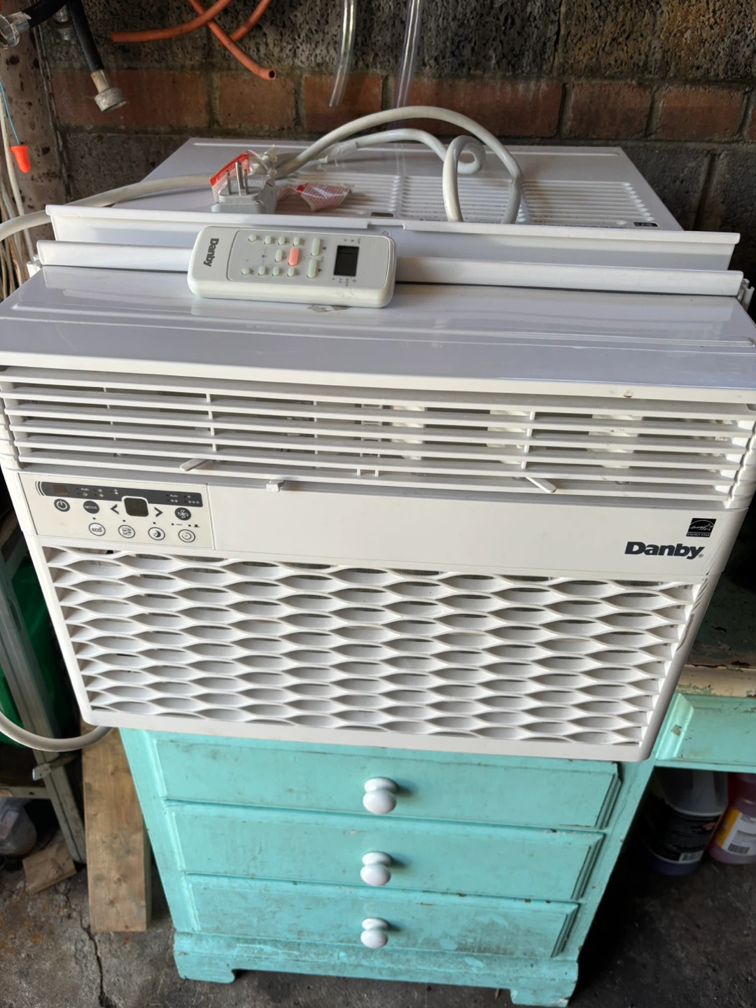 AC window air conditioner, delivery