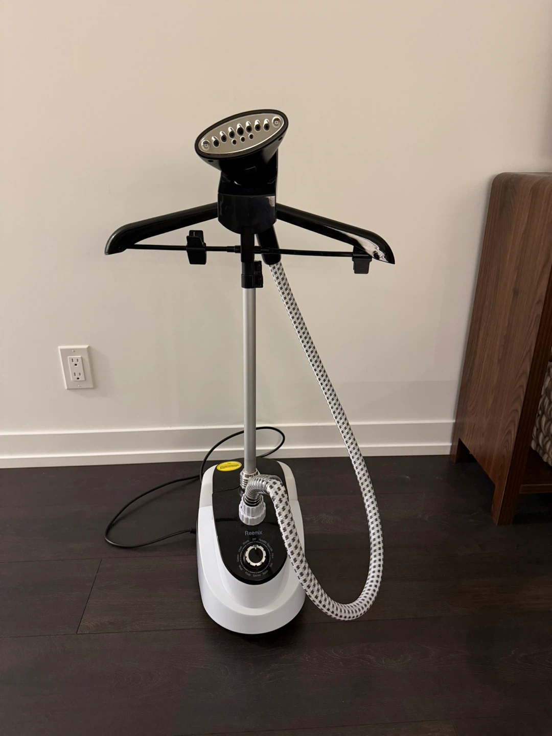 Reemix Standing Garment Steamer - photo 4