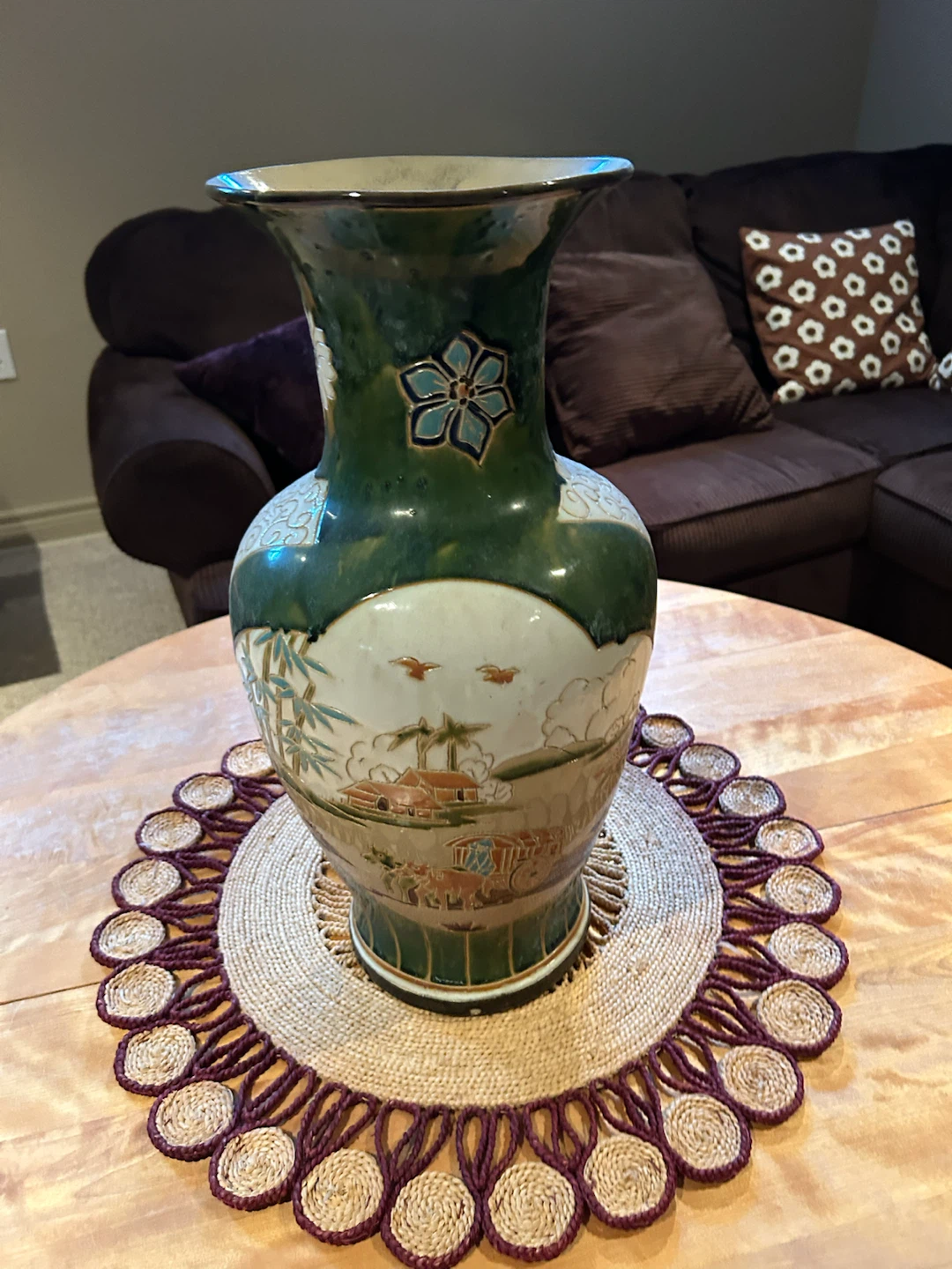 Decorative Ceramic Chinese Vase - photo 2