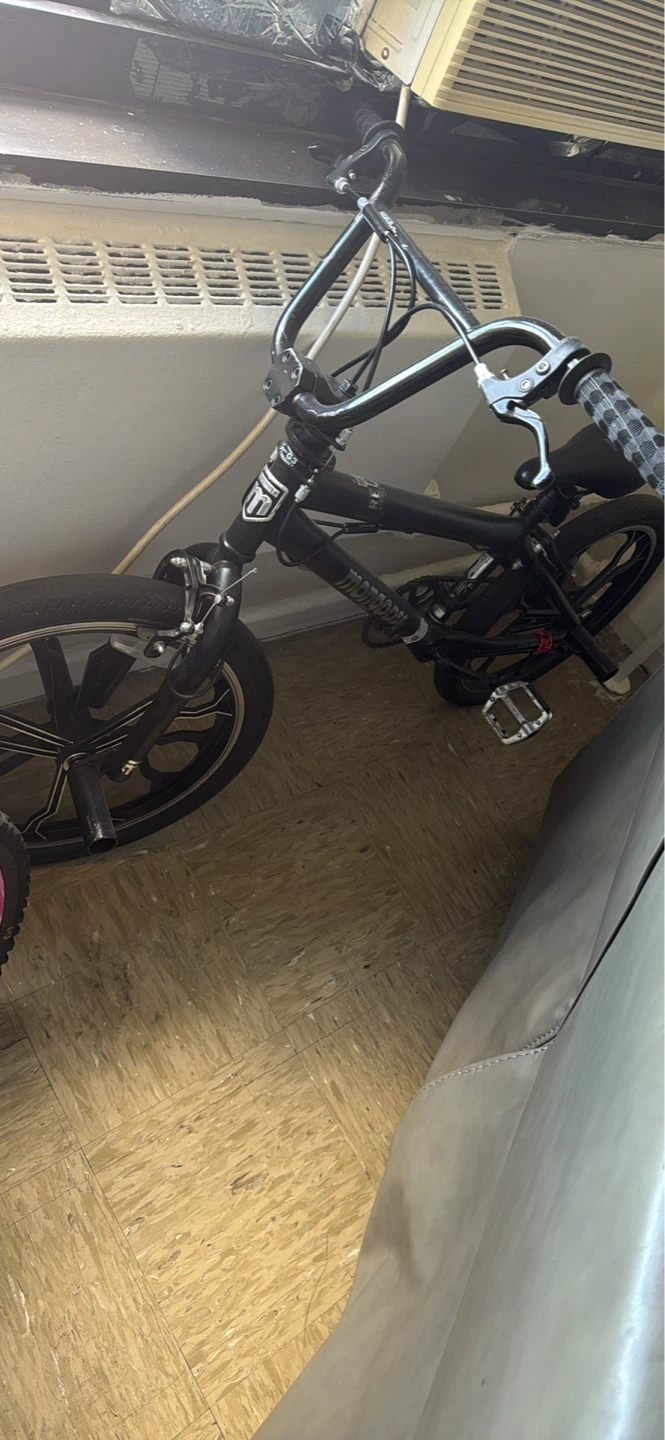 Mongoose BMX Bike Black - photo 2