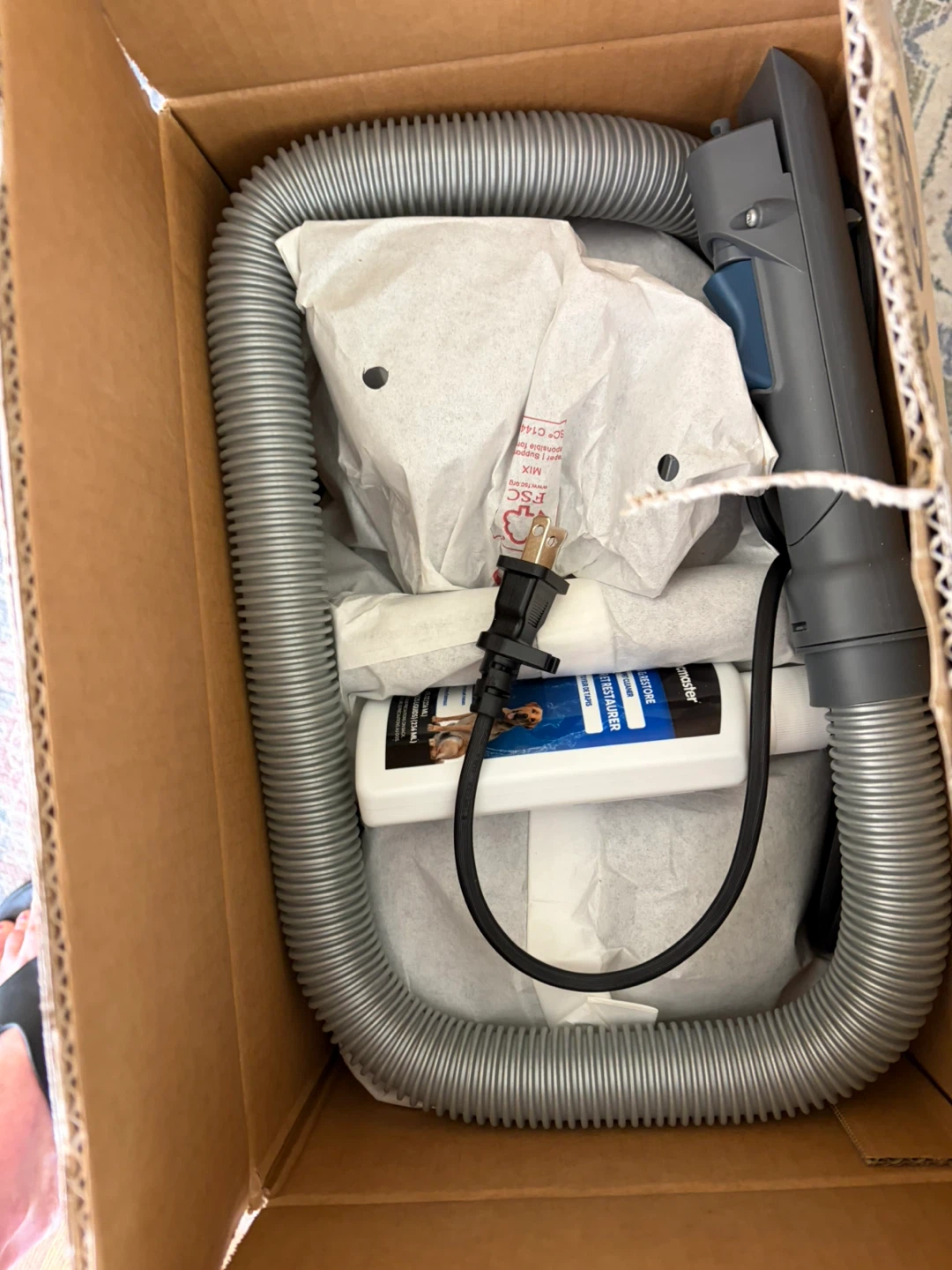 New! Vacmaster Spot Cleaner Model SCB301 - photo 3