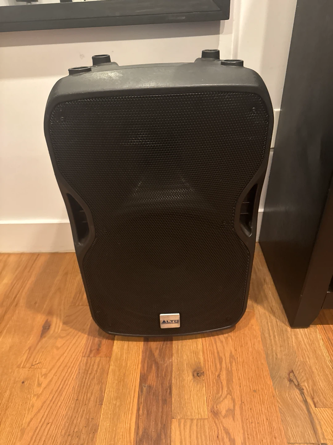 Alto Professional TS115A Truesonic Powered Speaker - photo 4