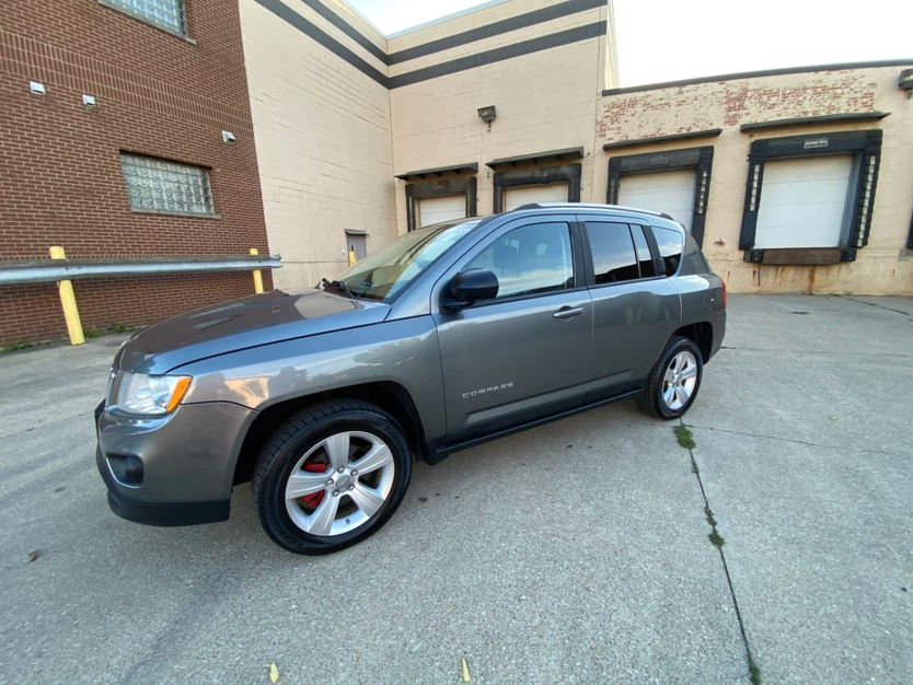 2011 JEEP COMPASS $4500