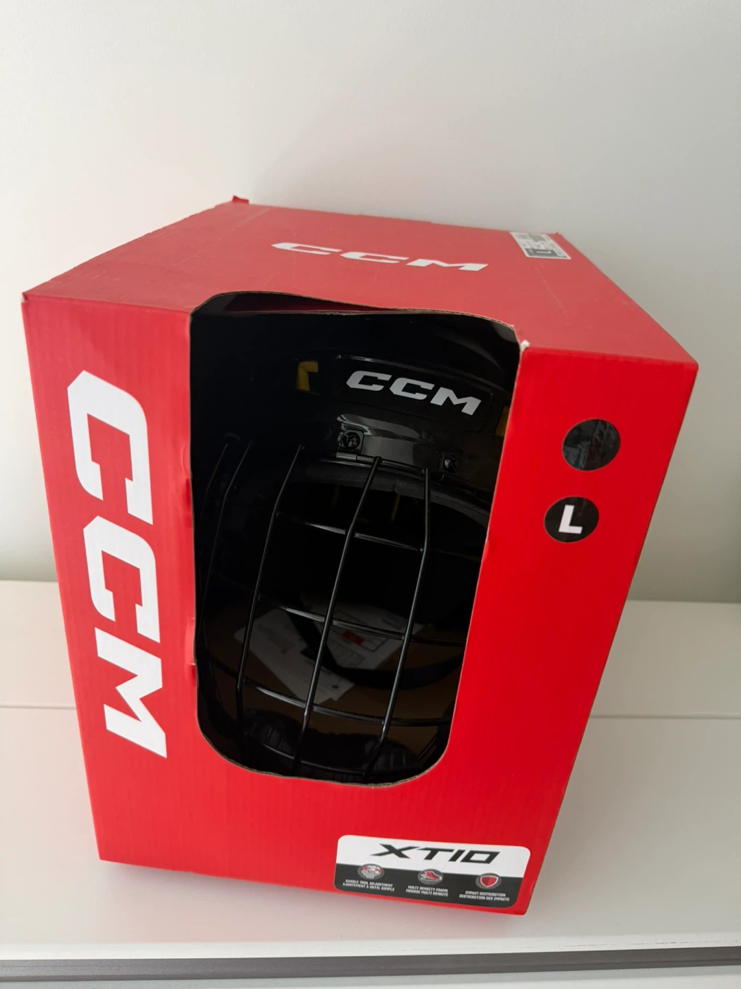 CCM XT10 Hockey Helmet with Cage - Large - photo 2