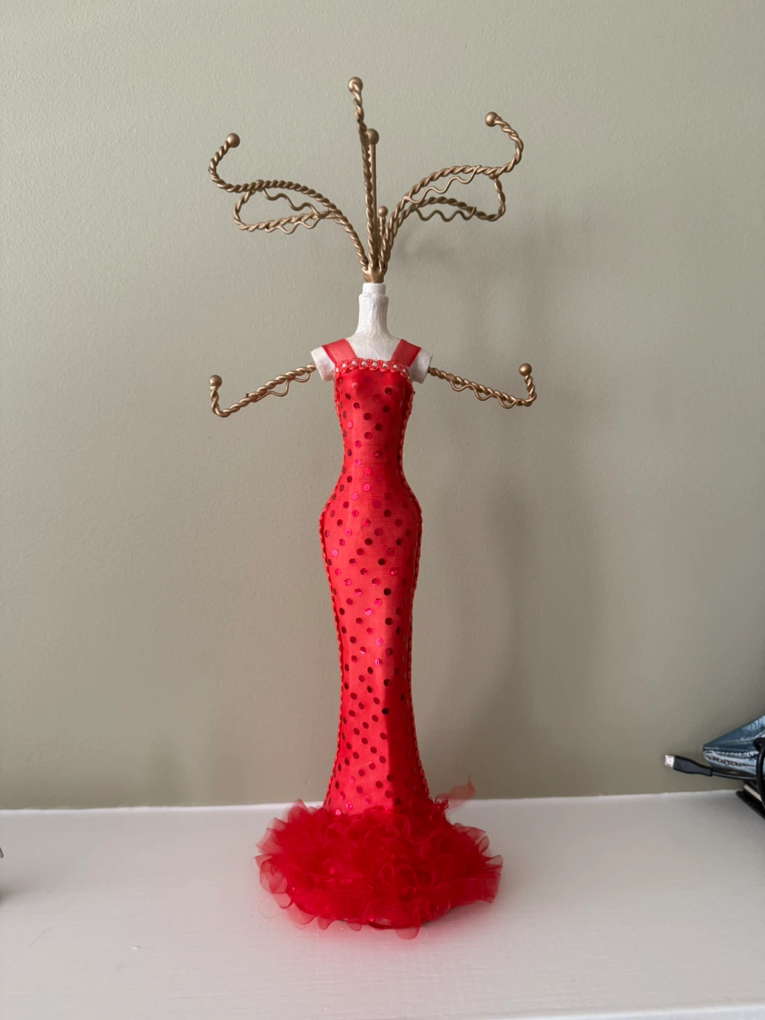 Red Mannequin Jewelry Holder
