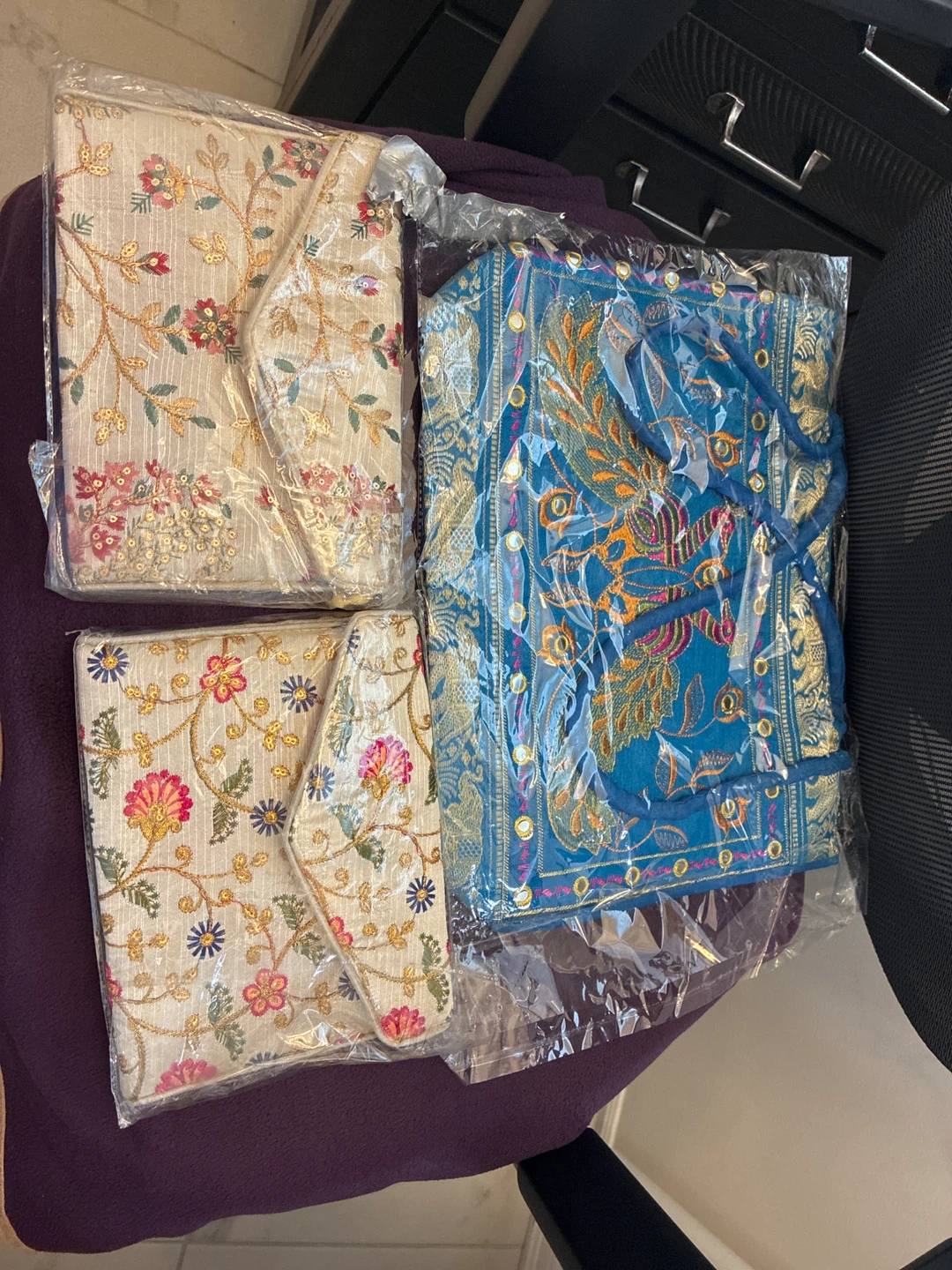 Set of 4 Embroidered Bags - photo 4